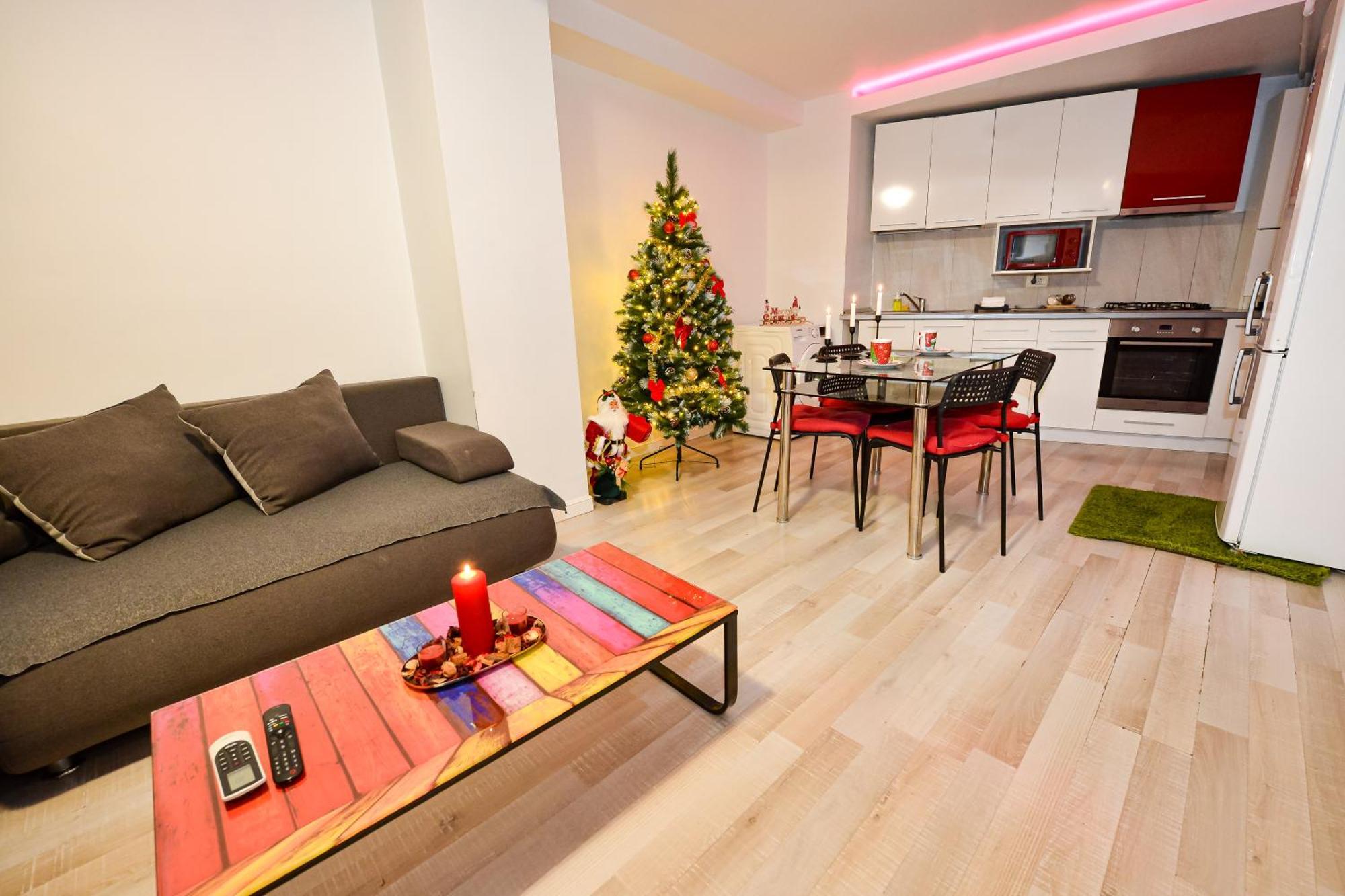 Christmas Magic At Shabbat Apartments Bucharest Exterior photo